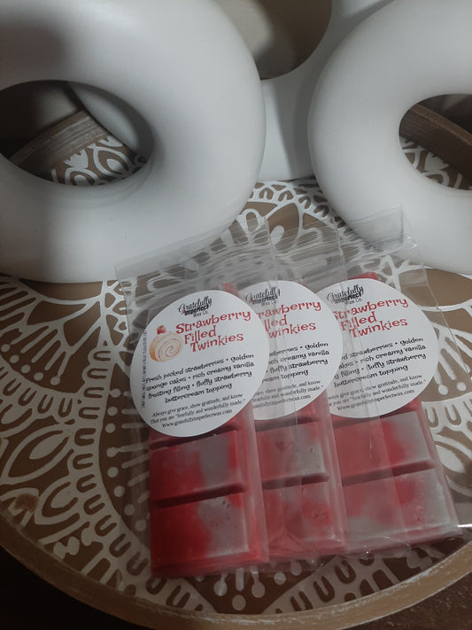 Strawberry Filled Twinkies